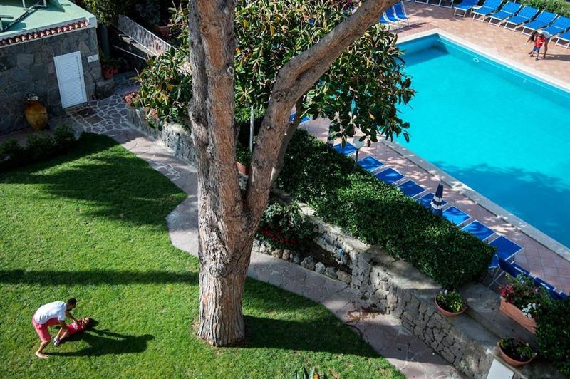 Family Spa Hotel Le Canne Forio di Ischia Extérieur photo